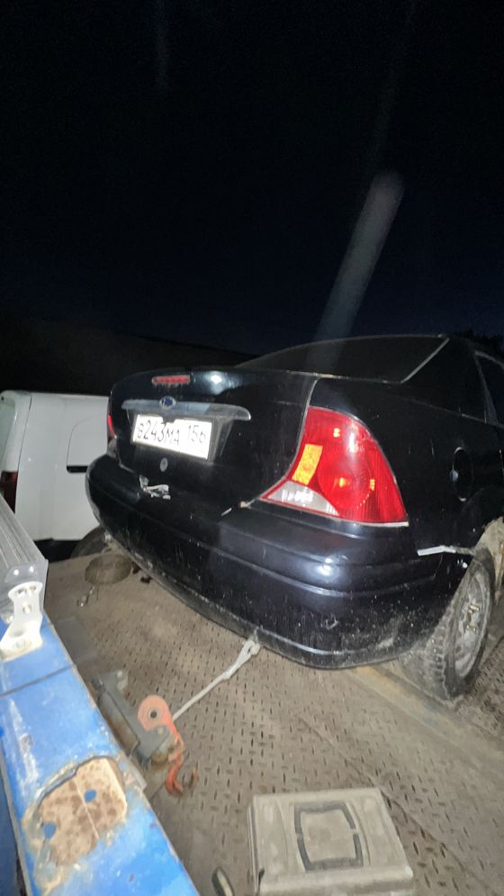 Автомобиль Ford Focus ZTS, 2002 г/в, г/н В 243 МА 156, цвет синий, VIN 1FAFP383X2W313648