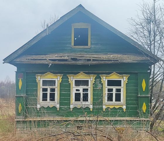 Жилой дом, признанный непригодным для проживания, с кадастровым номером 69:10:172201:191 и земельный участок с кадастровым номером 69:10:0172201:192 по адресу:Тверская область, муниципальный округ Калининский, деревня Нестерово, дом 22