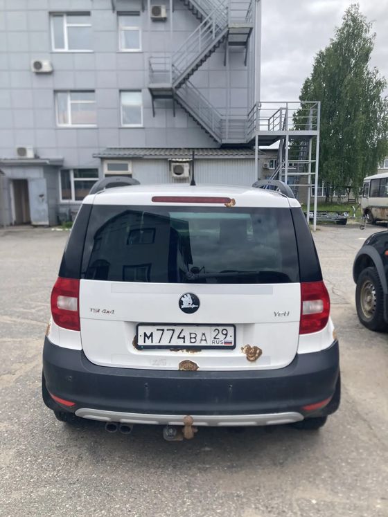 Транспортное средство  Skoda Yeti, 2013 года выпуска, цвет - белый, VIN XW8LB25L5DH713977, государственный номер М774ВА29. (на стоимость сложившуюся по итогам аукциона, будет начислен НДС 22%)