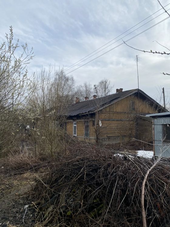 Нежилое помещение, 40:26:000035:197, Калужская область, г. Калуга, ж/д ст. Тихонова Пустынь, ул. Привокзальная, д. 4, стр. 1, пом. 1