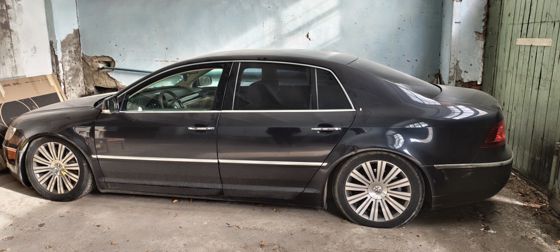 VOLKSWAGEN PHAETON