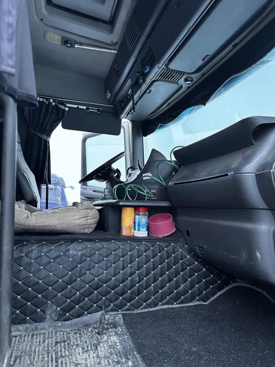 Грузовой автомобиль 57 SCANIA R340 4X4, 2012 г.в., г/н O471EM761, VIN X8957SC20C0ER7065, белого цвета, в рабочем состоянии, по кузову повреждения и царапины, лобовое стекло без повреждений, пробег 981 918 км., должник Негодяев Н.А., (Поручение ТУ Росимущества в РО от 03.06.2026 № 61-666-У). Адрес (местоположение): Ростовская область, г. Таганрог, ул. Мариупольское Шоссе, д. 27.