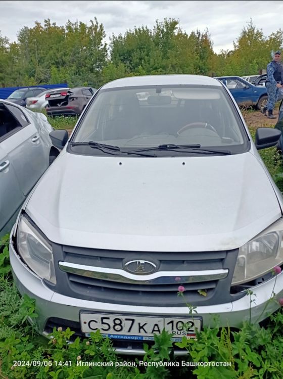 Автомобиль марки Лада 219110, гос.рег.зн. С 587 КА 102, VIN XTA219110FY148141, 2015 г.в.