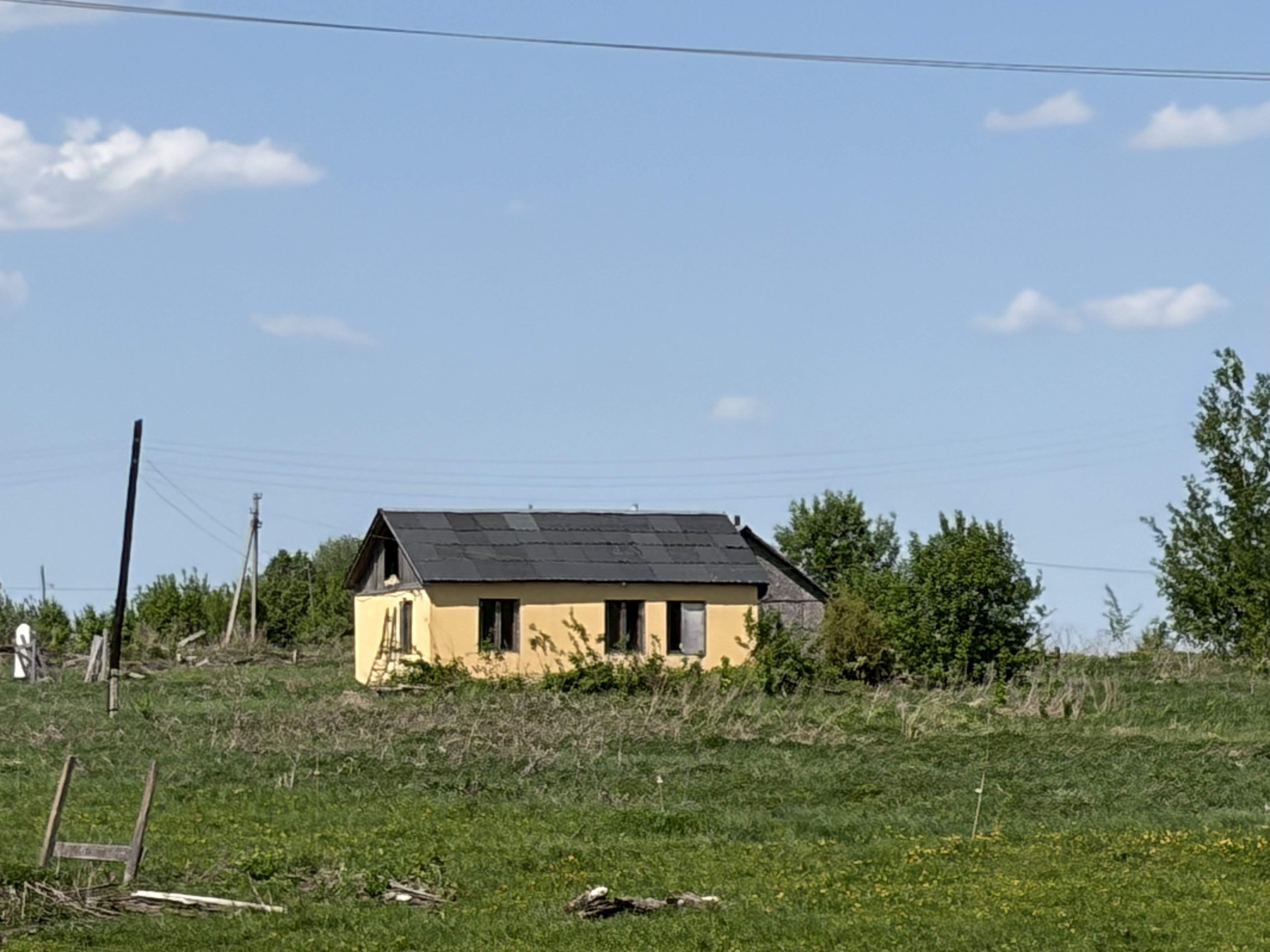 Земельный участок для сельскохозяйственного производства, площадью 101043 кв. м, расположенный по адресу: Чувашская Республика, Аликовский район, с/пос. Раскильдинское, в центральной части кадастрового квартала 21:07:090106, кадастровый №21:07:090106:10 и нежилое здание, площадью 639,9 кв. м, расположенное по адресу: Чувашская Республика, с. Раскильдино, ул. Комсомольская, д. 1В, кадастровый №21:07:000000:1489