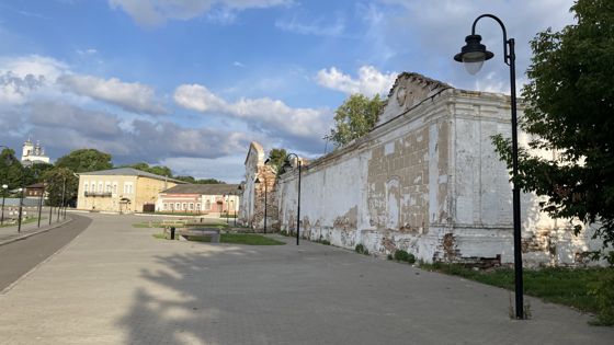 Нежилое здание, назначение - нежилое, площадь - 598,3 кв.м., 1 - этажное (в том числе подземных этажей - 0), кадастровый номер 12:17:0105001:87, местоположение: Республика Марий Эл, г. Козьмодемьянск, ул. Лихачева д.1, Имущество включено в реестр объектов культурного наследия