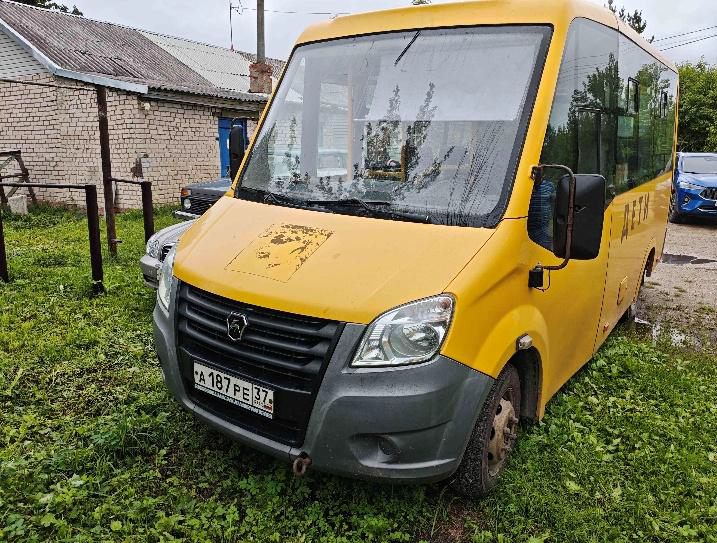 Транспортное средство марки 22438S, Идентификационный номер (VIN): Z8X22438SG0000228, Тип – транспортное средство для перевозки детей, Марка: 22438S, Идентификационный номер (VIN): Z8X22438SG0000228, Год выпуска: 2016, Модель. № двигателя: ISF2/8S4R129 89738502, Цвет: ГОСТ Р 51160-98, Кузов: A63R42G0005626, ПТС: 52 00 № 504144 от 12.09.2016 г. Местонахождение: Ивановская область, Тейковский район, с. Светлый, Светлая ул., д. 7.
