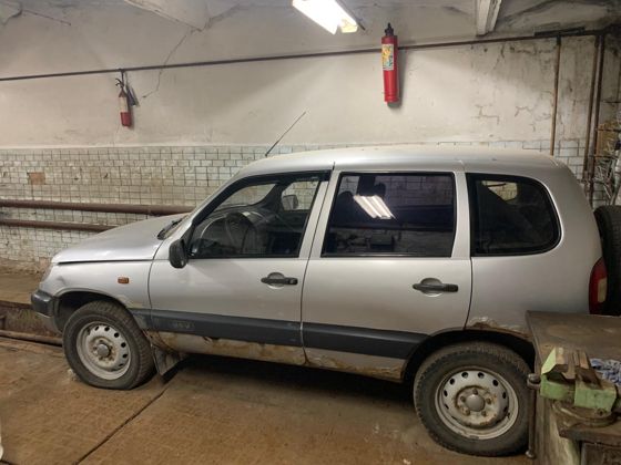 Автомобиль легковой CHEVROLET NIVA 212300, идентификационный номер (VIN): X9L21230080204736, год изготовления: 2007, цвет кузова: светло-серебристый металлик