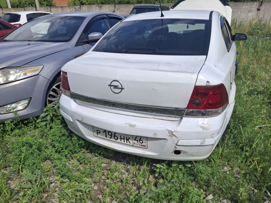 Легковой автомобиль "Opel Astra", 2013 г. в.