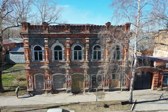 Нежилое здание, Красноярский край,  г. Ачинск, ул. Комсомольская, д. 10