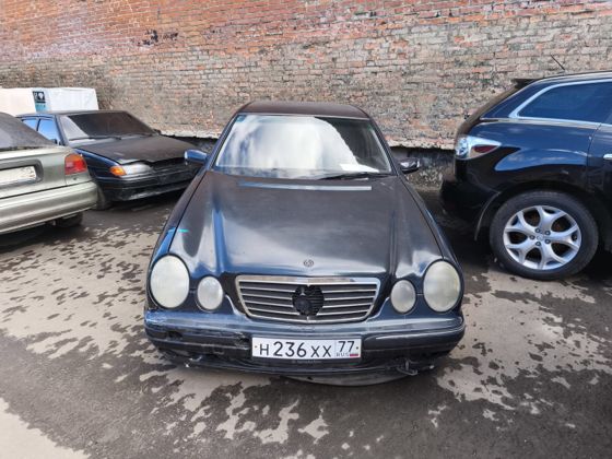 Mercedes-Benz Е240, 1999
