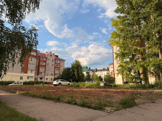 Земельный участок