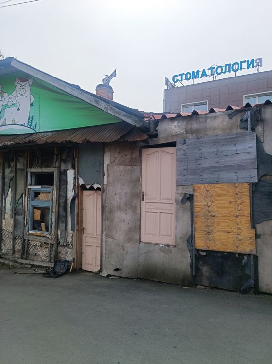 Нежилое помещение № 3 площадью 18,0 кв. м, 1 этаж, кадастровый номер 25:28:020006:1625, расположенное по адресу: Приморский край, г. Владивосток, проспект Острякова, 11, пом. № 3