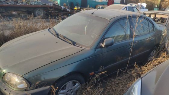 Транспортное средство марки «Toyota Avensis» 1999 г.в., без государственного регистрационного знака.