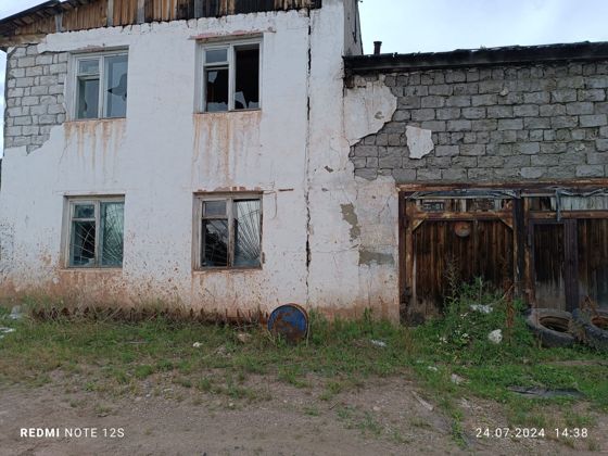 Здание, Назначение: Нежилое,  Наименование: Склад токарный, склад механический Площадь: 250,2 кв. м. Кадастровый номер: 38:18:010302:76. Здание, Назначение: Нежилое,  Наименование: Склад ОМТС Площадь: 573,4 кв. м. Кадастровый номер: 38:18:010302:67. Здание, Назначение: Нежилое,  Наименование: Гараж Площадь: 1 351,1 кв. м. Кадастровый номер: 38:18:010302:72.