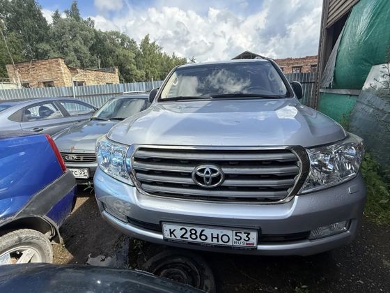 Автомобиль марки "Toyota land cruiser 200"  VIN: JTMHV05J104063445, г.р.з. К286НО53  (год не указан), 235 л.с.