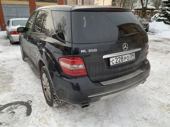 Легковой автомобиль