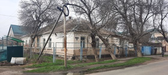 Объекты недвижимого имущества,  в том числе: нежилое здание, кадастровый номер: 26:16:060216:39, площадью 247,5 кв. метра,             этаж 1; нежилое здание, кадастровый номер: 26:16:060216:40, площадью 13,3 кв. метра,             этаж 1 и земельный участок, относящийся к категории земель «земли населённых пунктов»,           с разрешенным использованием: для эксплуатации лаборатории,         с кадастровым номером 26:16:060216:16,  площадью 695,00 кв. метра