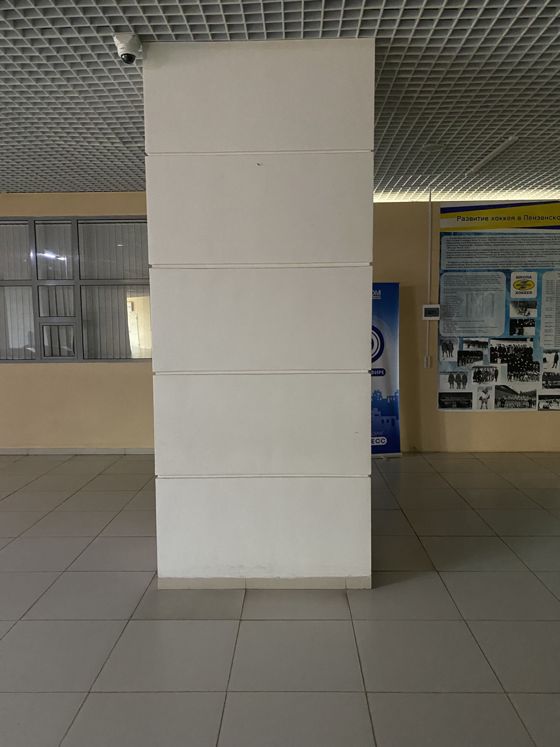 Часть нежилого помещения № 25 площадью 2,0 кв.м., расположенного на 2 этаже здания СЗК «Дизель-Арена» по адресу: г. Пенза, ул. Окружная, стр. 163 (кадастровый номер: 58:29:3001002:982).   Целевое назначение: размещение стенда с оборудованием.