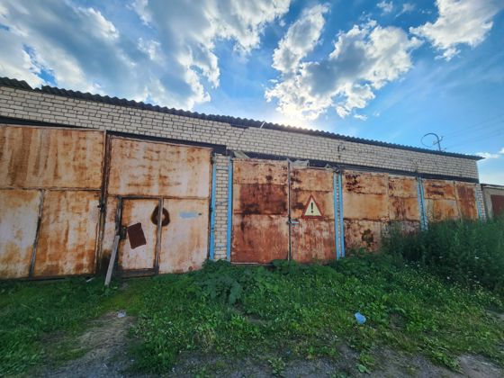Нежилое помещение (бокс), общей площадью 67,9 кв.м., кадастровый номер 69:34:0070364:202, расположенное по адресу: Тверская обл., г. Торопец, ул. Соловьева д.12, бокс 3
