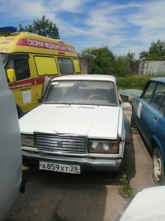 Легковой автомобиль LADA 210740, (VIN) ХТА21074092910615, год выпуска 2009
