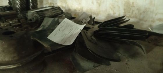 Движимое военное имущество (кроме вооружения и боеприпасов): а) запасные части к автомобильной технике. Перечень имущества, подлежащего реализации указан в Приложении №1.
