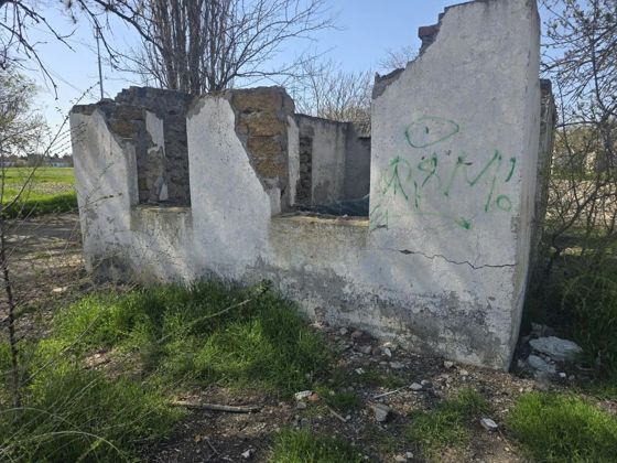 Нежилое здание, площадью 34,9 м2, кадастровый номер 90:06:030102:1860, расположенного по адресу: Республика Крым, Красноперекопский район, с. Воинка,                         ул. Ленина, здание 55, строение 2