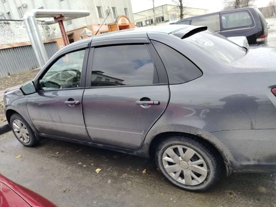 Lada Granta 219040