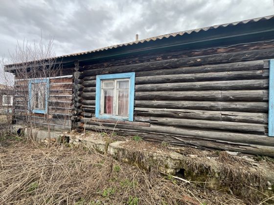 Жилой дом, признанный  непригодным для постоянного проживания, расположенный  по адресу: Челябинская область, Кунашакский район,д.Султаново, ул.Озерная д.7  и земельный участок под ним