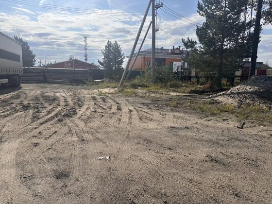 Лот № 3. Земельный  участок с кадастровым номером 89:13:010216:46
