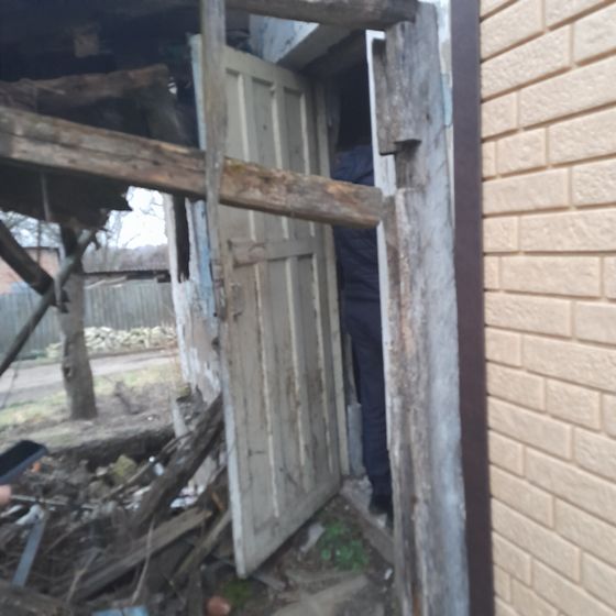 Жилое помещение, назначение: жилое, общей площадью 32,8 кв.м., кадастровый номер 46:32:010105:930, расположенное по адресу: Российская Федерация, Курская область, г. Льгов, ул. Титова, д. 7а, кв. 2 ку
