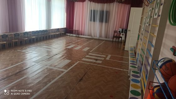 Нежилое помещение площадью 57,4 кв.м, расположенное на                    1 этаже здания школы по адресу: г. Кемерово, ул. Космическая, 3б, закрепленное на праве оперативного управления за                     МБДОУ № 48 «Детский сад общеразвивающего вида».  Целевое назначение: для проведения занятий по футболу. Режим использования: 4 часа в месяц (понедельник, среда с 16:25