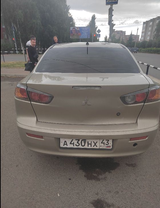 Легковой автомобиль марки Mitsubishi Lancer, 2011 г.в., г/н А430НХ43, цвет бежевый, VIN JMBSRCY2ABU007505