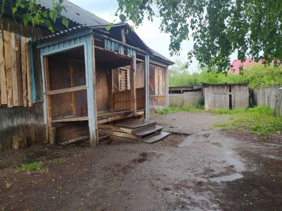 Аукцион в электронной форме по продаже лота - земельный участок с кадастровым номером 12:03:2501001:37 площадью 1361 кв. м с расположенными на нем объектами недвижимого имущества, местоположение установлено относительно ориентира, расположенного в границах участка. Ориентир адм. здание. Почтовый адрес ориентира: Российская Федерация, Республика Марий Эл, м.о. Килемарский, п. Визимьяры, ул. Советская, з/у 1