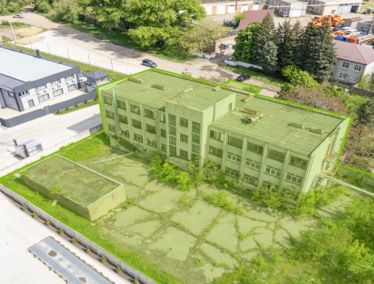 Продажа находящихся в федеральной собственности объектов недвижимого имущества общей площадью 1 681,7 кв. метра (кадастровые номера: 23:50:0301002:166, 23:50:0301002:167), одновременно с находящимся в федеральной собственности земельным участком площадью 2 251 кв. метр (кадастровый номер 23:50:0301002:4), на котором расположены такие объекты недвижимого имущества, по адресу: Краснодарский край, Тихорецкий район, город Тихорецк, улица Парковая, 2а.