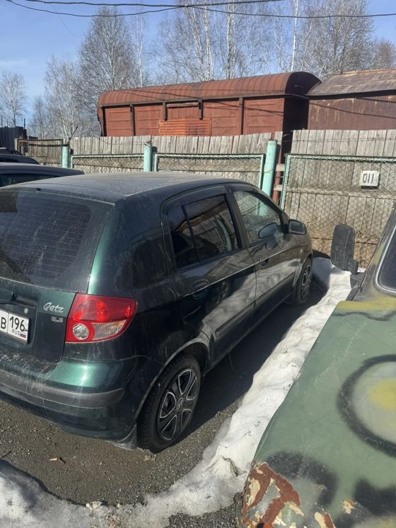 Автомобиль "Хундай Гетц" государственный регистрационный знак С509СВ/196 VIN: KMNBU51BP3U111185, 2003 г.в., темно-зеленого цвета