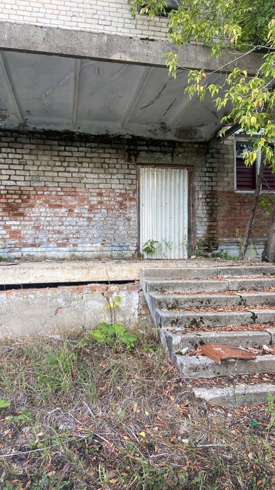 Часть здания общежития (3 этаж), площадью 222,5 кв.м, кадастровый номер 59:32:0050027:13333, по адресу: Пермский край, Пермский район, Сылвенское с/п, с.п.Сылва, ул.Геологов, д.14.