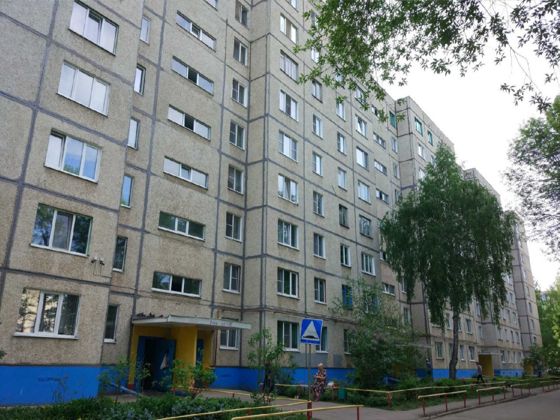 1/2 доля в праве на жилое помещение, площадью 16,9 кв. м, расположенное по адресу: Чувашская Республика, г. Чебоксары, ул. Кадыкова, д.  24, кв. 72, кадастровый №21:01:030402:7518
