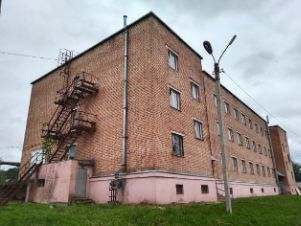 Право заключения договора купли – продажи нежилое здание с кадастровым номером 50:05:0020503:475, площадью 2366,3 кв. м, расположенное по адресу: Московская область, Сергиево- Посадский р-н, с. Шеметово, мкр. Новый, д. 43, на земельном участке с кадастровым  номером  50:05:0020506:1300, площадью 1238 кв.м, по адресу: Московская область,  Сергиево-Посадский  район, представленном  Предприятию  на  праве постоянного (бессрочного) пользования