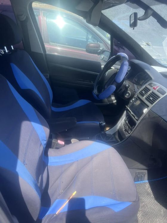 А/м Пежо 307 PEUGEOT 307, гос. № К438НР30, 2001 г/в, VIN VF33CNFUB82298451. 1 шт