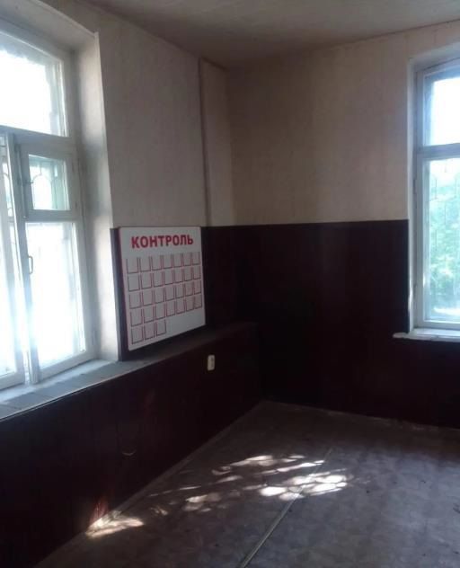 Право аренды административного здания общей площадью 277,4 кв.м, кадастровый номер 26:34:020127:22, расположенного по адресу Ставропольский край, г. Кисловодск, ул. Красноармейская/пер. Почтовый 5/1.