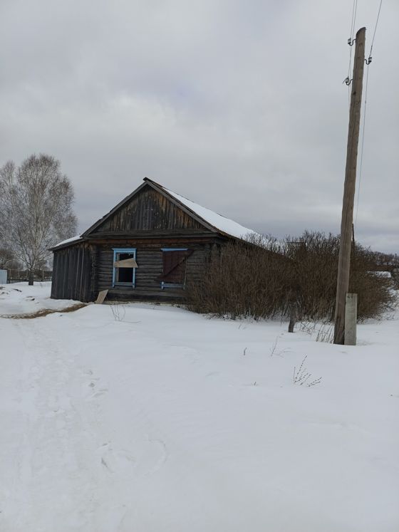 1. Нежилое здание (школа), 2. Земельный участок, общей площадью 1581 кв. м,
