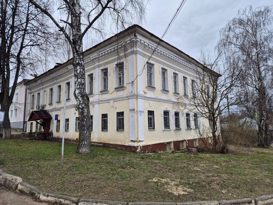 Имущество, находящееся в собственности Ярославской области, расположенное по адресу: Ярославская область, Мышкинский р-н, г. Мышкин, ул. Никольская, д. 15, помещение 1 этажа №№2-14