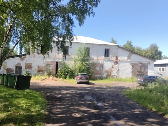 Продажа находящегося в федеральной собственности объекта недвижимого имущества площадью 471,5 кв. метра (кадастровый номер 35:01:0206008:158), являющегося объектом культурного наследия регионального значения, находящимся в неудовлетворительном состоянии, по адресу: Вологодская область, м. о. Вытегорский, г. Вытегра, пр-кт Советский, д. 16а, с одновременным предоставлением в аренду земельного участка площадью 2 784 кв. метра (кадастровый номер 35:01:0206008:59).