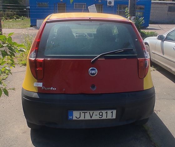 Имущество в качестве годных остатков: автомобиль марки «FIAT» модель «188 PUNTO», года выпуска 2005, государственный регистрационный номер «JTV911», VIN:ZFA18800004948126