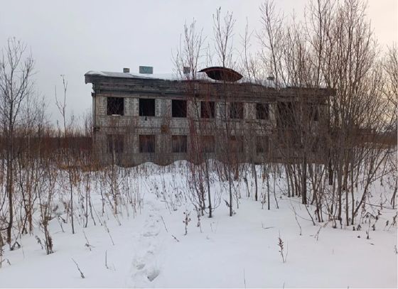 Областная психиатрическая больница в г. Южно-Сахалинске (1 очередь), поликлиника на 180 пос., площадь 1756,1 кв. м, кадастровый номер 65:01:0602005:1694 и земельный участок под ним с кадастровым № 65:01:0602005:2234