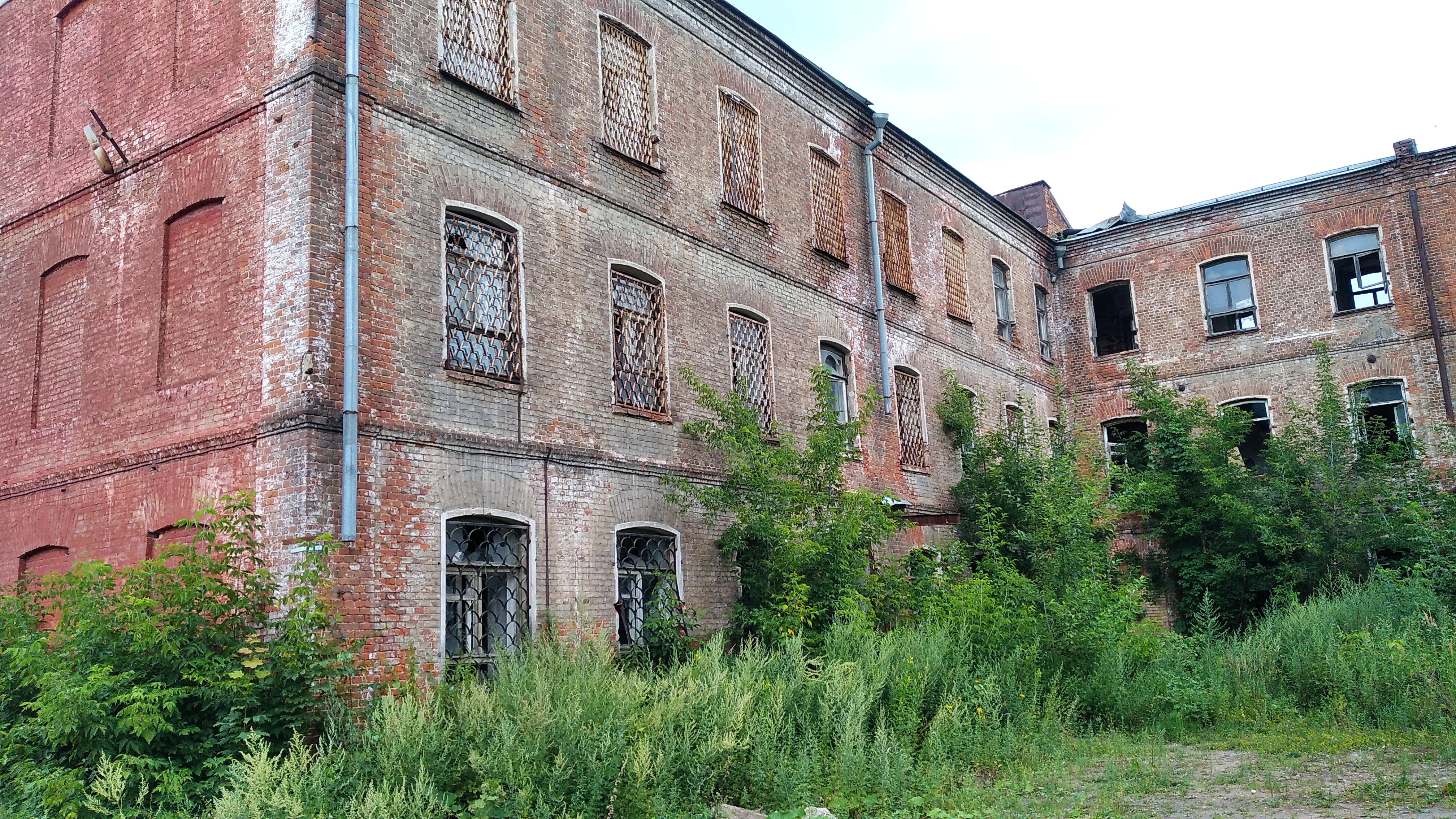 Продажа нежилого здания 3 409,4 кв.м. с земельным участком 2 178 кв.м. в Орехово-Зуевском г.о.