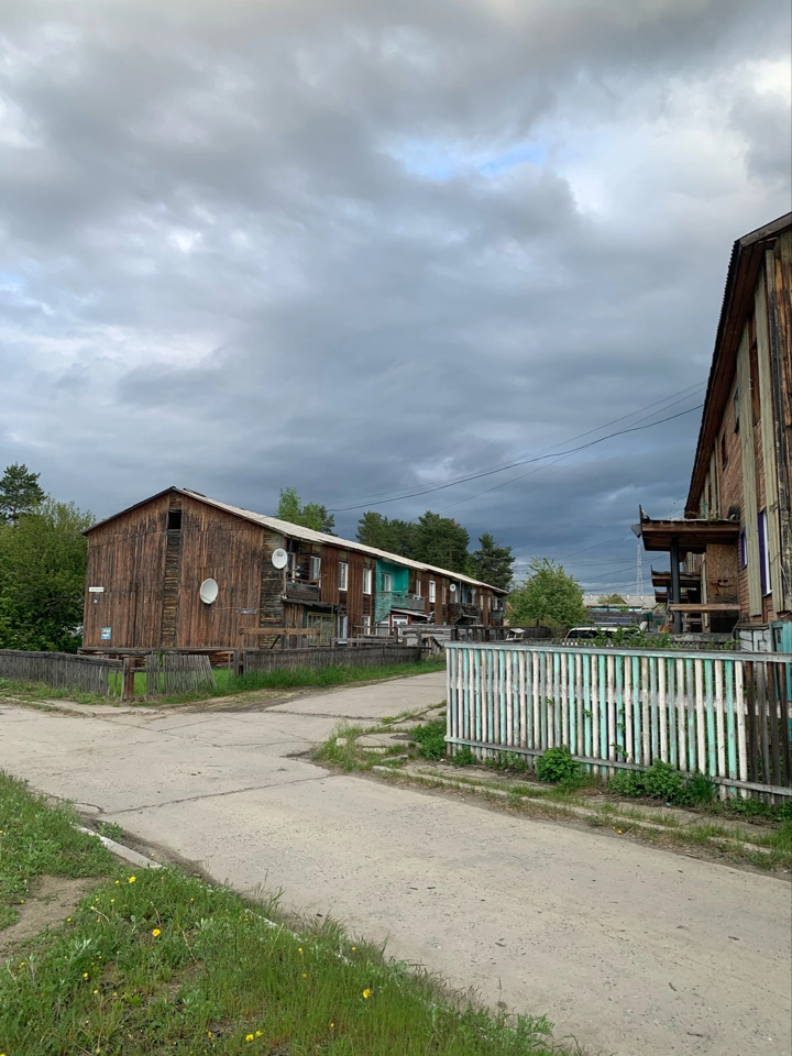 МКД пгт. Новый Уоян пр-т. Литовский, д.14, 16