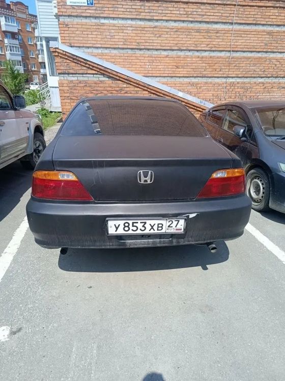 Автомобиль марки «HONDA SABER», гос. рег. знак У 853 ХВ 27, 1993 года выпуска, черного цвета,№ кузова  UA51300837, по кузову имеются множественные царапины