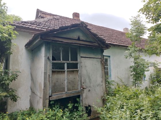 Помещение, местоположение Ставропольский край, Александровский район, Лесная Поляна, 3 кв.3, кадастровый номер: 26:18:050203:8, назначение – нежилое, площадь 25,5 кв.м.