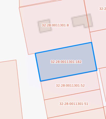Право на заключение договора аренды земельного участка, расположенного: Российская Федерация, Брянская область, городской округ город Брянск, город Брянск, улица Батова, кадастровый номер 32:28:0011301:182.